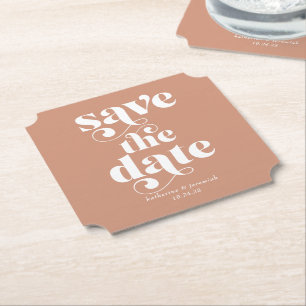Modern Boho Retro Typography Bröllop spara datum Underlägg Papper