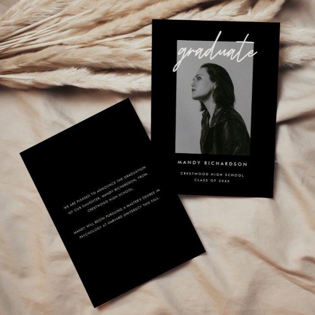 Modern Bold Black Script Photo Graduation Meddelande (Skapare uppladdad)