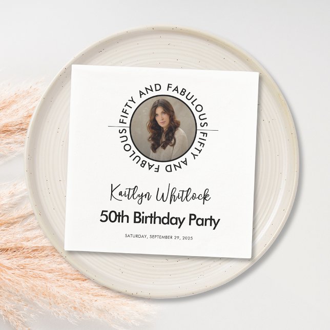 Modern Bold Black White Fifty and Fabulous Pappersservett (black and white fifty and fabulous 50th birthday party napkins with bold typography and script font)