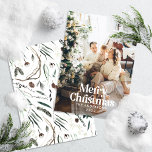 Modern botanisk typografi av elegantens vattenfärg julkort<br><div class="desc">Modern fullt utfallsfoto elegant Rustik vattenfärg torkad botanisk blommigt muterade färg helgdag julkort. Sage grönt,  jägare grönt,  svart,  vit och brun modern på trendfärgen.</div>