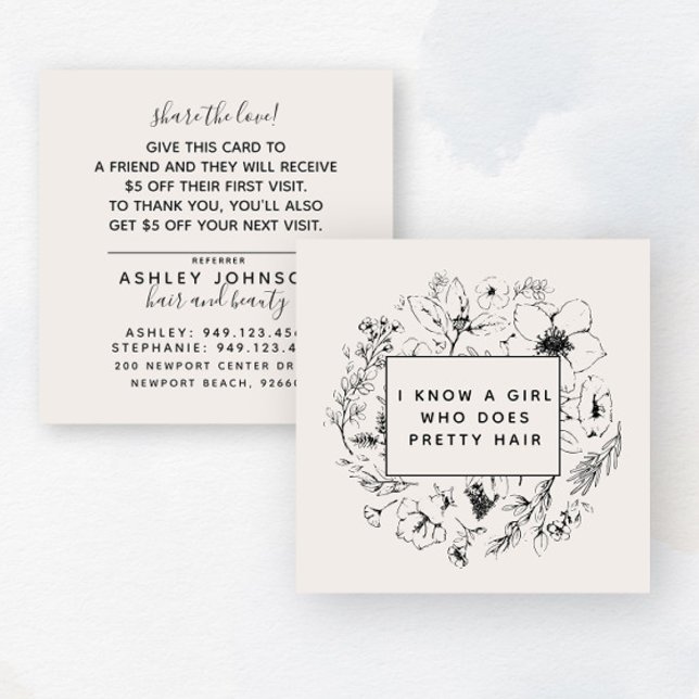 Modern botaniskt  och svart referenskort fyrkantigt visitkort (Stylish referral card for your beauty business, designed to make a lasting impression.)