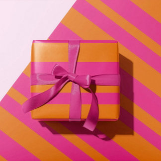 Modern bred cabana-randig i het rosa och orange presentpapper
