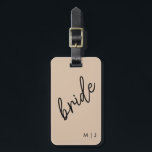 Modern Bride | Beige   Black Script Bagagebricka<br><div class="desc">Visa ditt pride med personligens perfekt för målbröllop.</div>