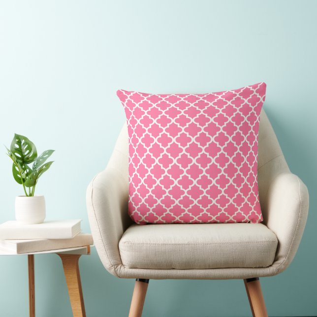 Modern Bright Rosa Moroccan Quatrefoil Mönster Kudde (Stol)