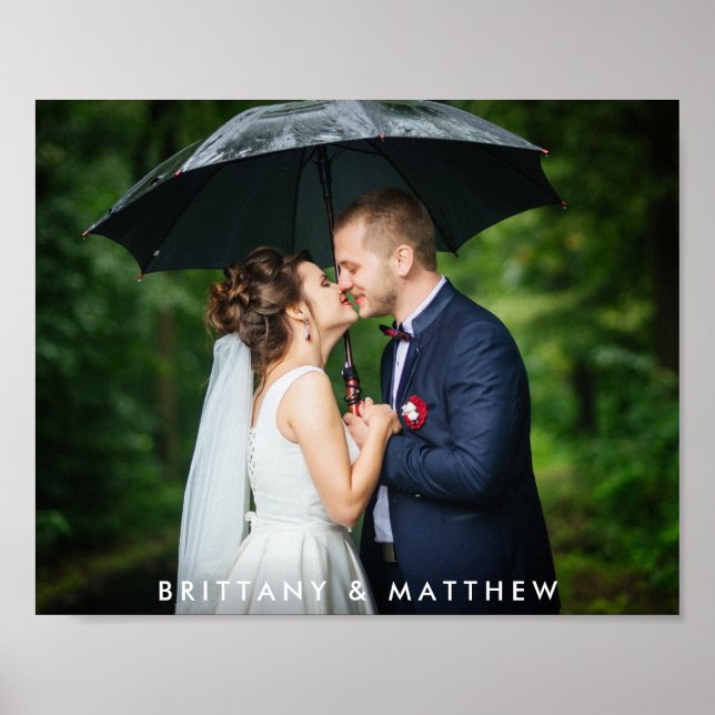 Modern Bröllop Bride and Groom Photo Namn Poster (Framsidan)