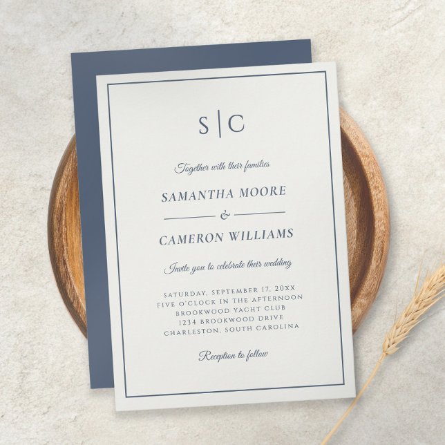Modern Bröllop Classic Monogram Cream och marinblå Inbjudningar (Modern Wedding Classic Monogram Cream & Navy Blue Invitation)