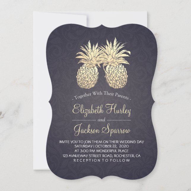 Modern Bröllop Golden Pineappes par Blå marinblå p Inbjudningar (Framsida)