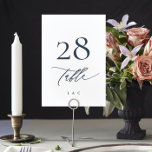 Modern Bröllop i marinblå och vit kalligrafi Bordsnummer<br><div class="desc">Det moderna och imponerande Bordsnumret Bröllop i marinblått och vitt kalligrafi - en del av en samling</div>