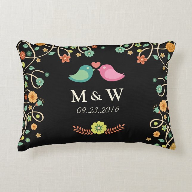 Modern Bröllop Monogram Blommigt Love birds par Prydnadskudde (Framsidan)