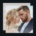 Modern bröllop Reserva la Fecha-gräddsvart Spara T Spara Datumet<br><div class="desc">Modern typisk typografi fet bröllop Reserva la Fecha-foto sparar datumkortet. Med modern elegant,  typografi och strimlad bakerdesign. Färg kan anpassas.</div>