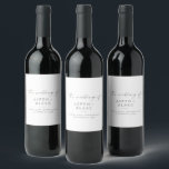 Modern Bröllop Vin-etikett för Silver-skript Vinflaska Etikett<br><div class="desc">Dessa moderna silver-manuset bröllop vin är perfekt för en minimalistisk bröllopsmottagning. Den enkla silver grått färg-utformningen har en unik industriell stil med modern boho stil. Anpassade i alla färg. Behålla designen minimal och elegant, som den är, eller anpassa den genom att lägga till egna bilder och teckningar. Anpassa vin flaska-klistermärken...</div>