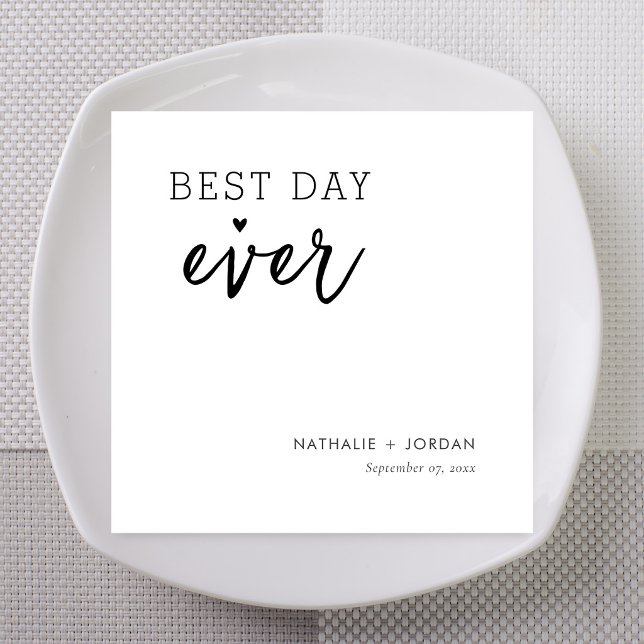 Modern Bröllopsdag Med Anpassat Namn Pappersservett (Personalized modern Best Day Ever wedding napkins with custom names and playful heart accent.)