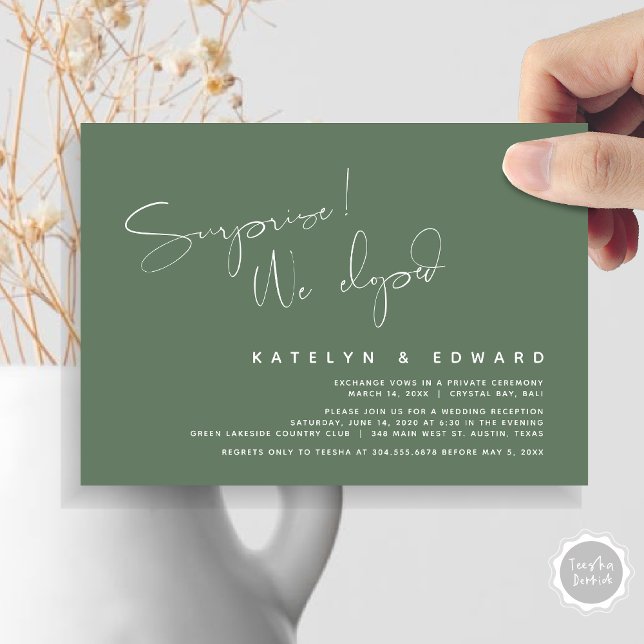 Modern Bröllopsflykt, Överraskning, vi rymde Inbjudningar (Modern Wedding Elopement, Surprise, we eloped, dinner Invitation Card, PDF, in Forest Sage Green)