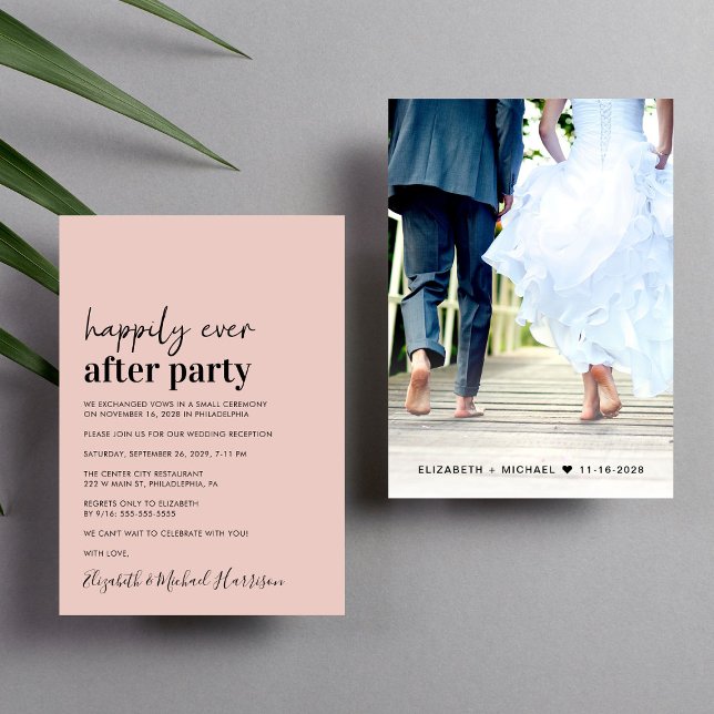 Modern bröllopsinbjudan med pastellrosa foto meddelande (An chic Happily Ever After Party invitation for your wedding celebration)