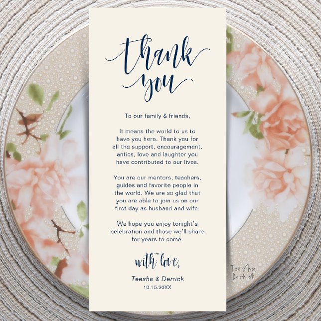 Modern Bröllopsmiddagsplatssättning Tackkort Program (Modern Wedding Dinner Place Setting Thank You Card in Navy Blue and Ivory)