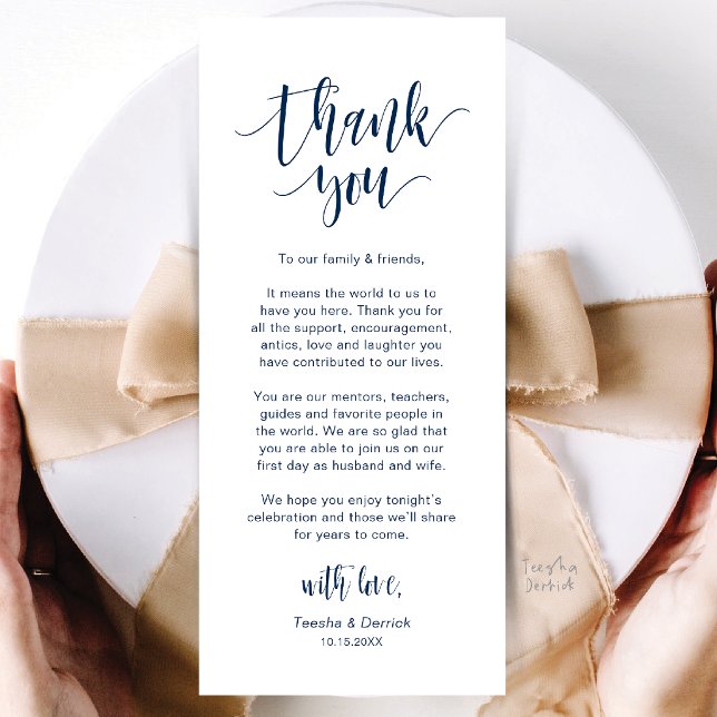 Modern Bröllopsmiddagsplatssättning Tackkort Program (Modern Wedding Dinner Place Setting Thank You Card in Navy Blue)