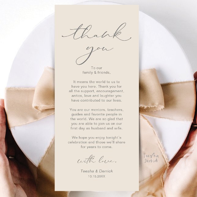 Modern Bröllopsmiddagsplatssättning Tacksamhetskor Program (Modern Wedding Dinner Place Setting Thank You Card in Cream and grey)