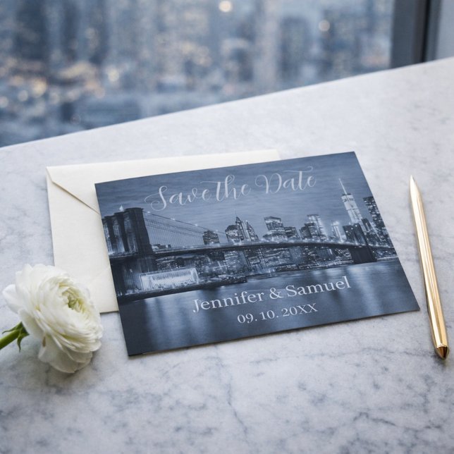 Modern Brooklyn Bridge NYC Navy Blue Cityscape (Skapare uppladdad)