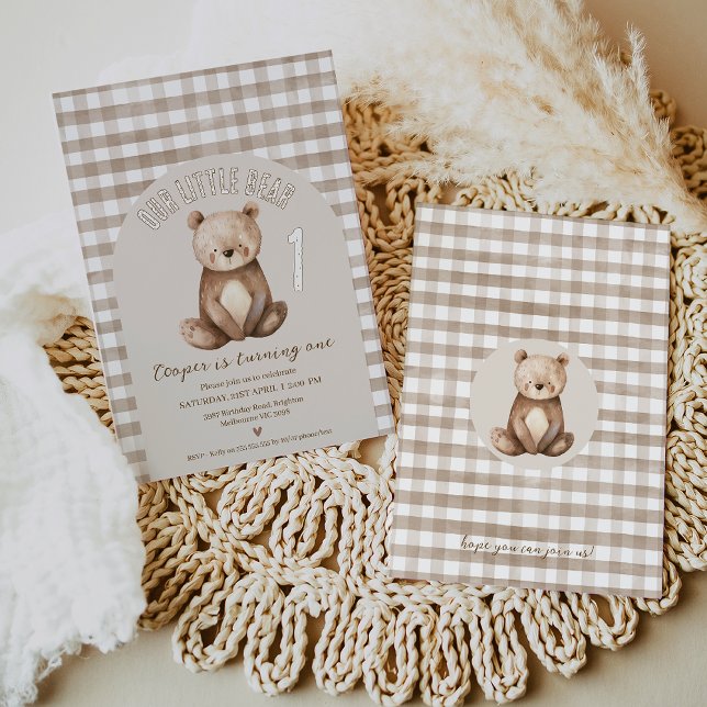 Modern Brown Arch vår lilla björn 1:a födelsedag Inbjudningar (Our Little Bear 1st Birthday Invitation Template, Editable Bear Themed First Birthday Invite Boy,)