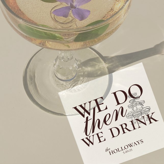 Modern Brown Personlig Cocktail Hour Bröllop Pappersservett (Modern Elegant Mousse Brown Wedding Suite Theme with options to personalize for your special day.)