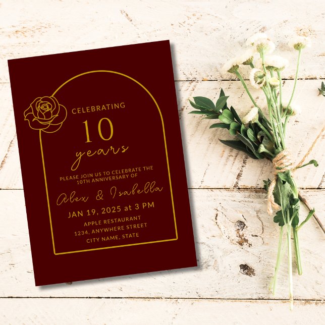 Modern burgundi och Guld 10:e Bröllop-årsdagen Inbjudningar (Modern burgundy and gold 10th year wedding anniversary invitation for party invite)