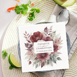 Modern Burgundy Blommigt Watercolor Bröllop Namn Pappersservett