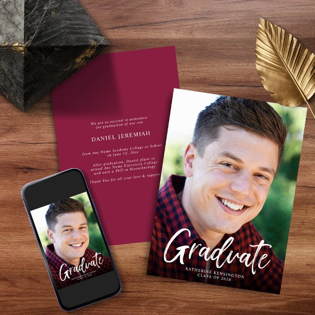 Modern Burgundy Maron Photo Studenten Meddelande (Modern Burgundy Maroon Photo Graduation Announcement with Instant download)