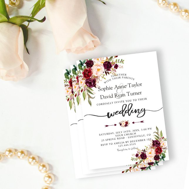 Modern Burgundy Marsala Blommigt Handskrift Bröllo Inbjudningar (watercolour burgundy flowers wedding, trendy floral calligraphy wedding, chic pink burgundy wedding)