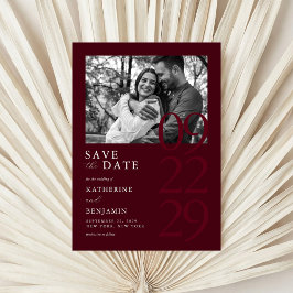 Modern Burgundy Minimalist Photo Wedding Spara Datumet