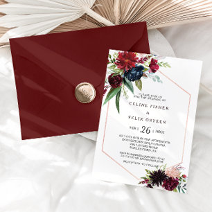 Modern Burgundy Navy Blommigt Bröllop Inbjudningar