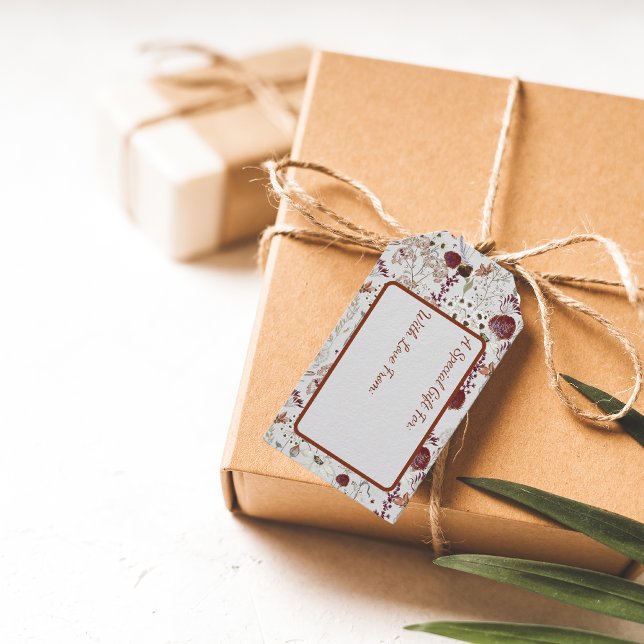 Modern Burgundy Wildblommor | Elegant Boho Blommig Presentetikett (Skapare uppladdad)