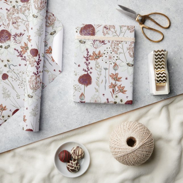 Modern Burgundy Wildblommor | Elegant Boho Blommig Presentpapper (Hantverk)