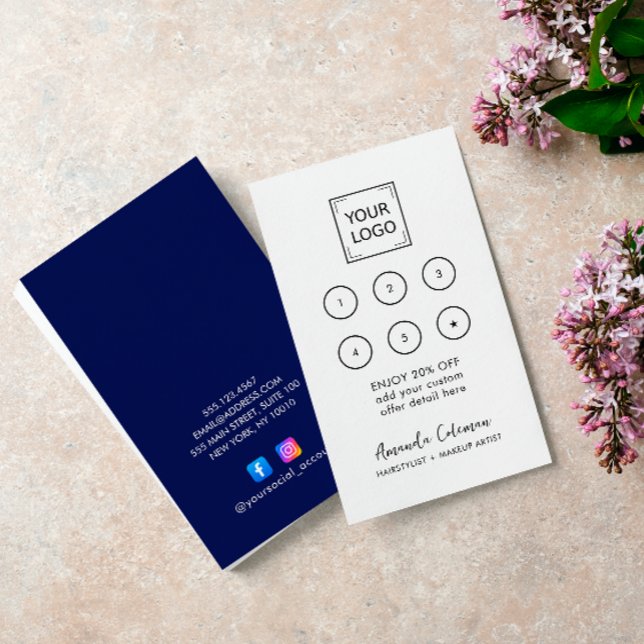 Modern Business Reward 6 Slår Logotyp vit BLUE Visitkort (Blue and WHITE MINIMAL 6 PUNCH LOYALTY CARD WITH SPACE FOR YOUR LOGO AND SIGNATURE NAME. )