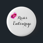 Modern calligraphy Brides Entourage Knapp<br><div class="desc">Det är en Brudens sida bröllopsknapp som är ett underbart tillägg till vilket reklamparti som helst eller bröllop-repetition.</div>