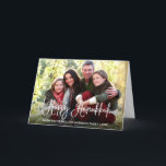 Modern Calligraphy Lycklig Hanukkah Photo Fold Helgkort<br><div class="desc">Modern Roligt Calligraphy Script Lycklig Hanukah Family Photo Foleting Card</div>