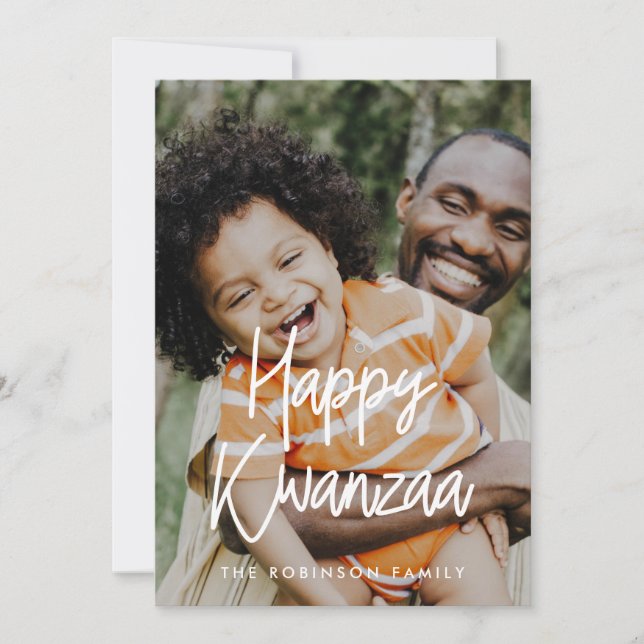 Modern calligraphy Lycklig Kwanzaa-foto Julkort (Framsida)