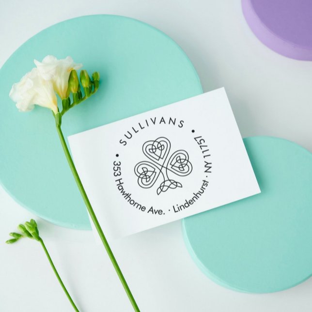 Modern Celtic Knot Shamrock Family Returadress Stämpel (Modern Celtic Knot Shamrock Family Return Address Rubber Stamp)