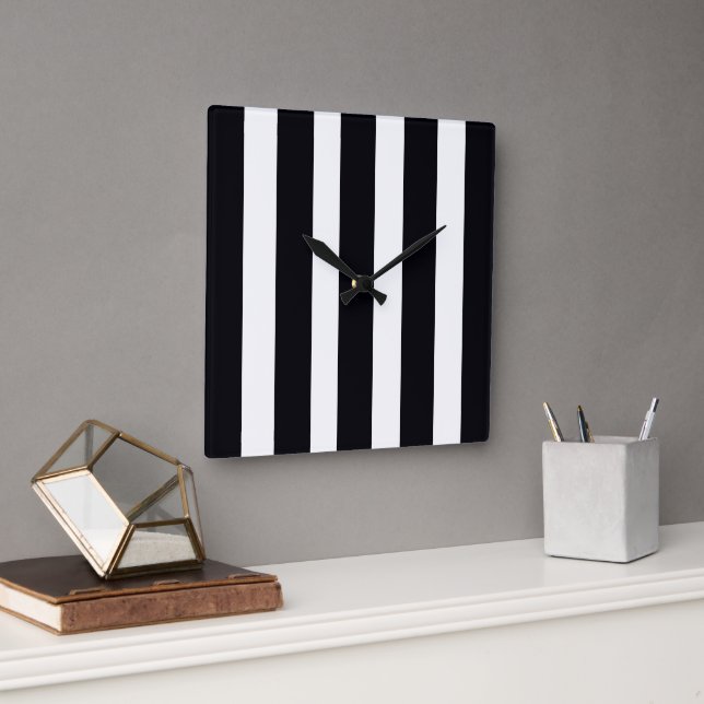 Modern Chic Classic Coola Black & White Stripe Fyrkantig Klocka (Kontor)