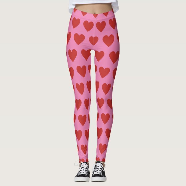 Modern Chic Cute Red Heart Mönster på Rosa Leggings (Framsida)