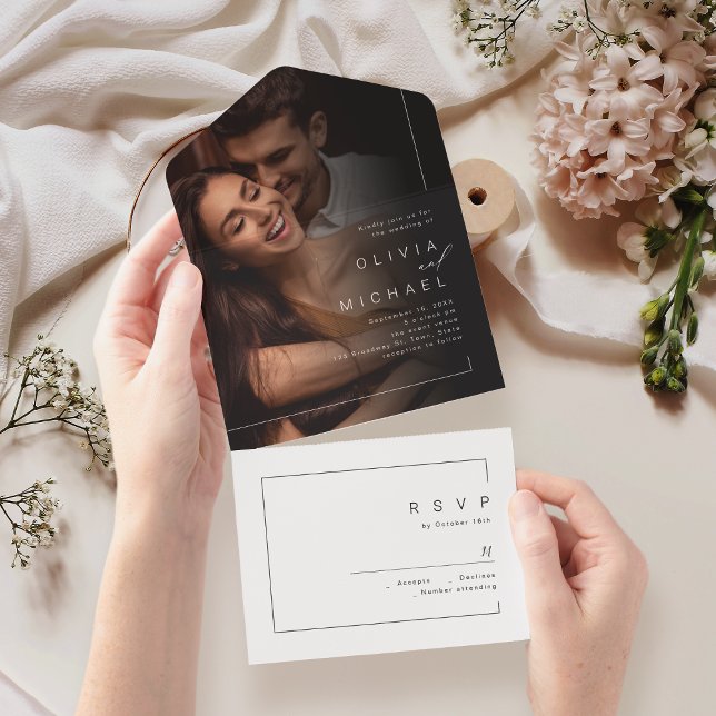 Modern chic minimalistisk fotobryllup allt-i-ett i (Modern chic minimalist photo wedding all in one in all in one invitation)