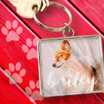 Modern Chic Pet-foto med enkel Elegant Fyrkantig Silverfärgad Nyckelring<br><div class="desc">Den här enkla och klassiska designen består av serif-typografi och lägger till en anpassningsbar foto av ditt sällskapsdjur.</div>