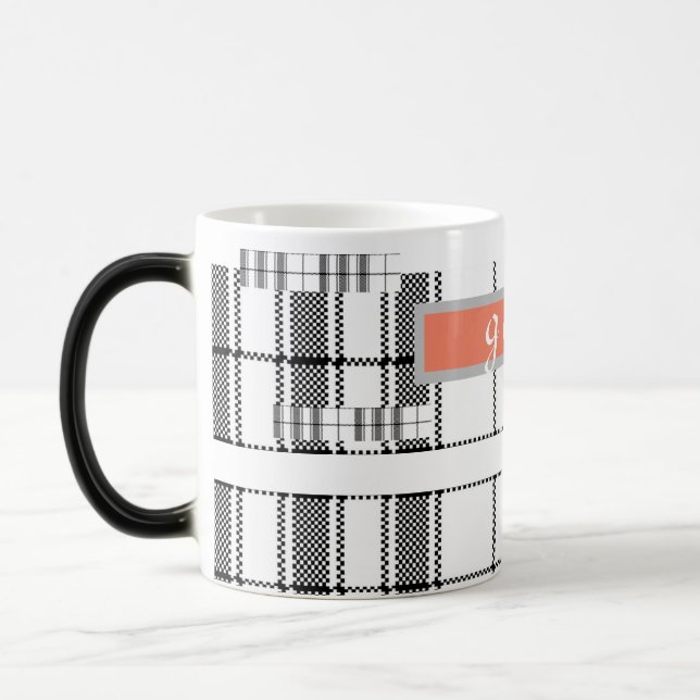 Modern Chic Play Black and White Mugg (Vänster)
