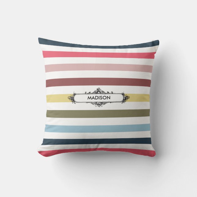 Modern Chic Rainbow Rand med Elegant Namn Kudde (Framsida)