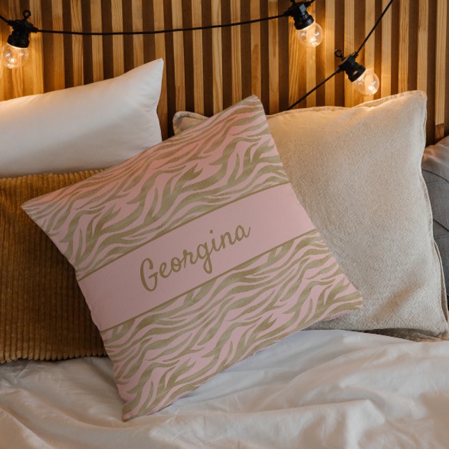 Modern Chic Rosa och Beige Tigerprint Kudde (Modern Chic Blush Pink and Beige Tiger Print Throw Pillow)
