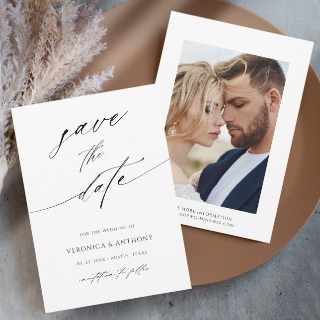 Modern Chic Script Black & White Photo Spara Datumet (Skapare uppladdad)