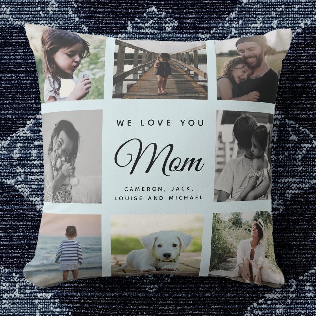 Modern Chic VI KÄRLEK DIG Mamma Family Photo Colla Kudde (A decorative pillow on a patterned dark blue fabric features a collage of family photos)