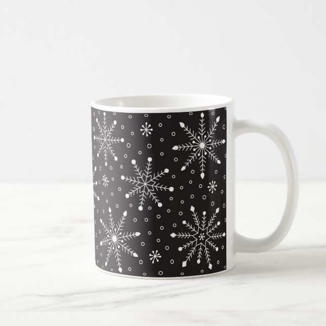 Modern Christmas White Snowflake & Black night sky Kaffemugg (Höger)