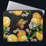 Modern Citrus Blommigt Butterfly Mönster Laptop Fodral<br><div class="desc">Den här moderna designen har mönster på citroner med blommor och butterflies #citrus #butterflies #elektroniics #laptopcase #laptop #laptop #laptopsleeves #office #school #home #work #gift #presenter #gifts #mode #stil #snyggt #trendig # #trending</div>