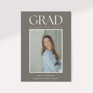 Modern Classic Brown Graduation Photo Announcement Meddelande