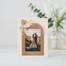 Modern Classy Boho Rustic Beige Brown Bröllop Vykort